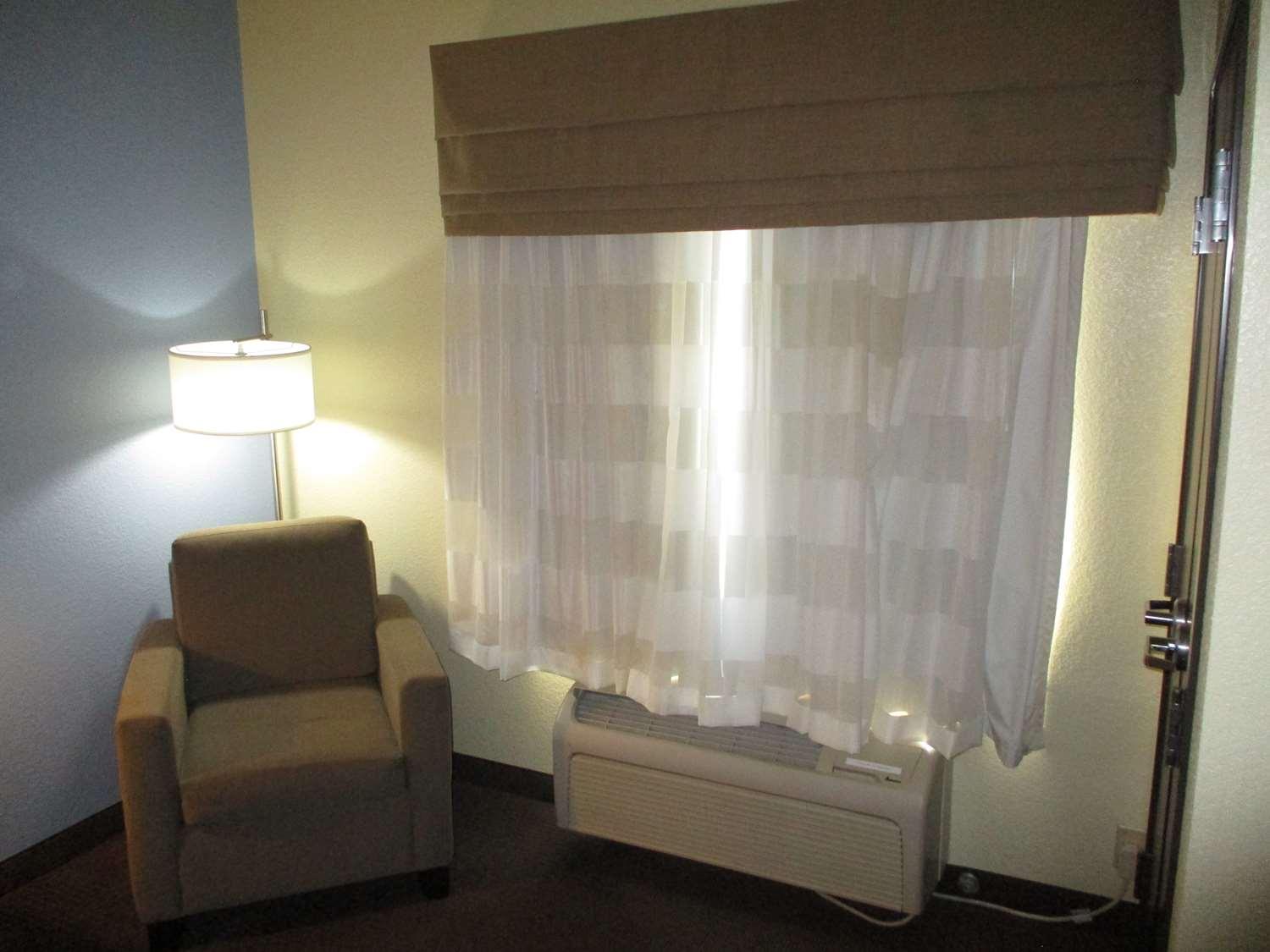 Best Western Coffeyville Central Business District Inn And Suites Buitenkant foto
