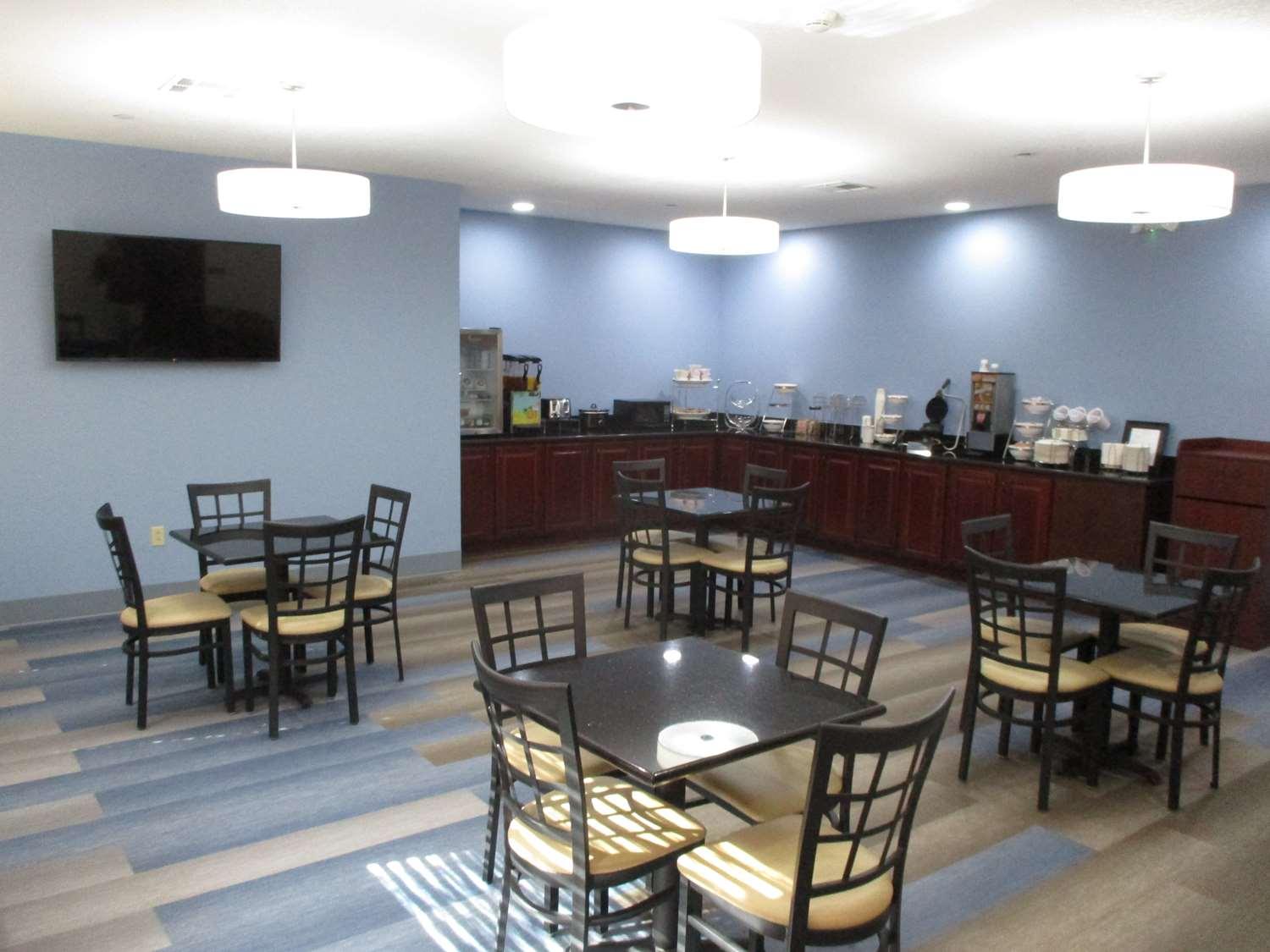 Best Western Coffeyville Central Business District Inn And Suites Buitenkant foto