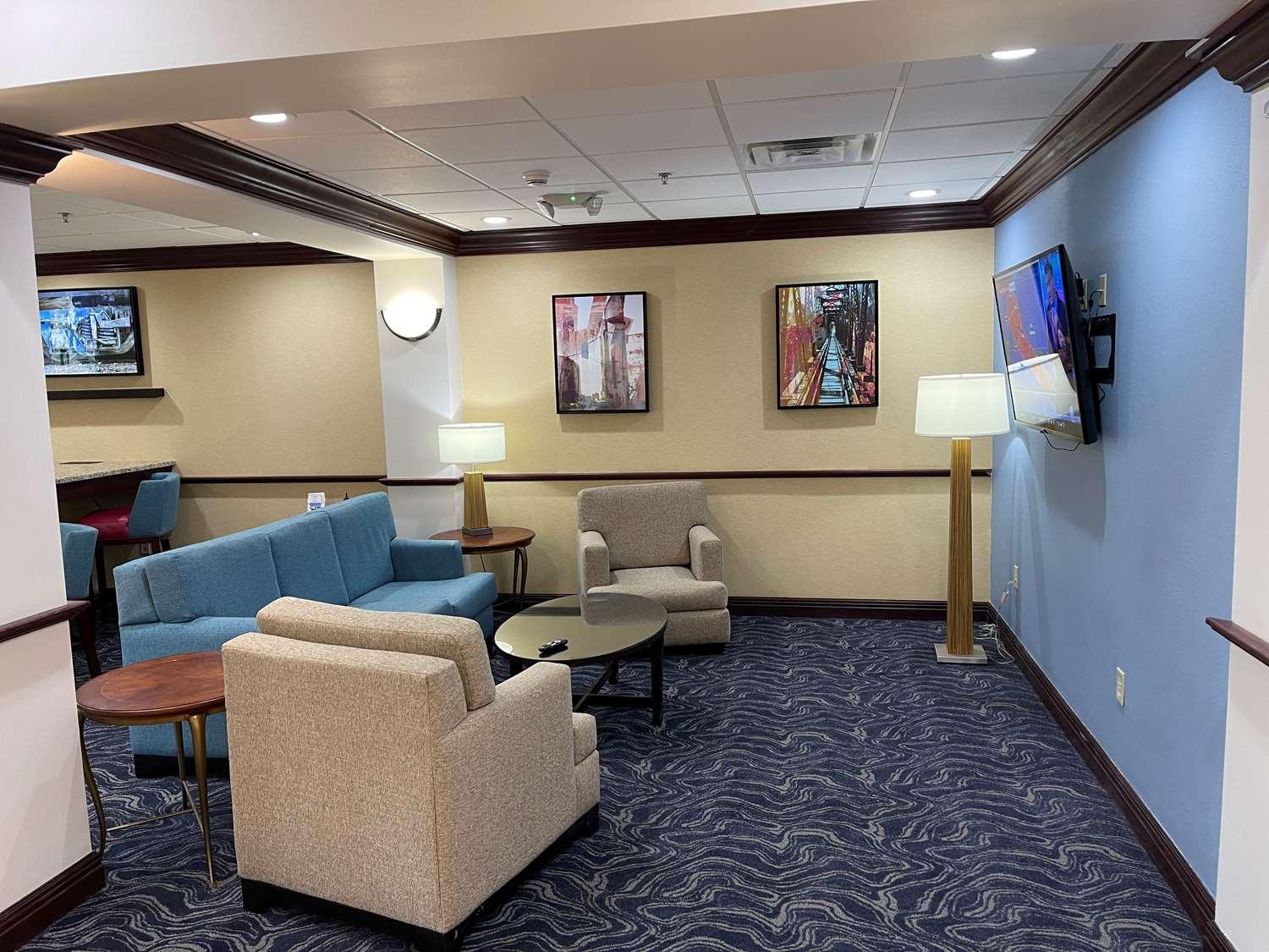 Best Western Coffeyville Central Business District Inn And Suites Buitenkant foto