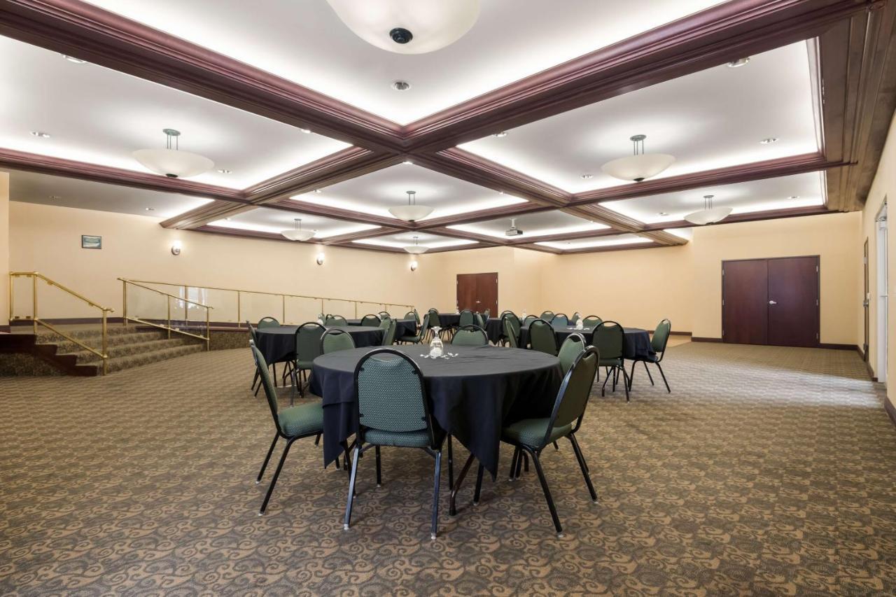 Best Western Coffeyville Central Business District Inn And Suites Buitenkant foto