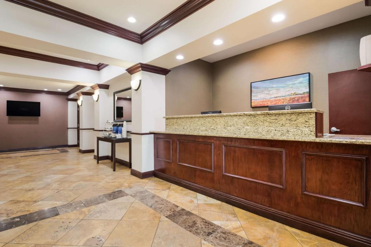 Best Western Coffeyville Central Business District Inn And Suites Buitenkant foto