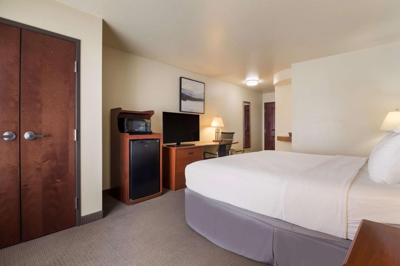 Best Western Coffeyville Central Business District Inn And Suites Buitenkant foto